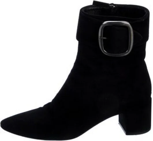 Yves Saint Laurent