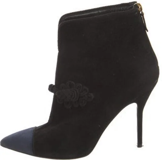 Yves Saint Laurent