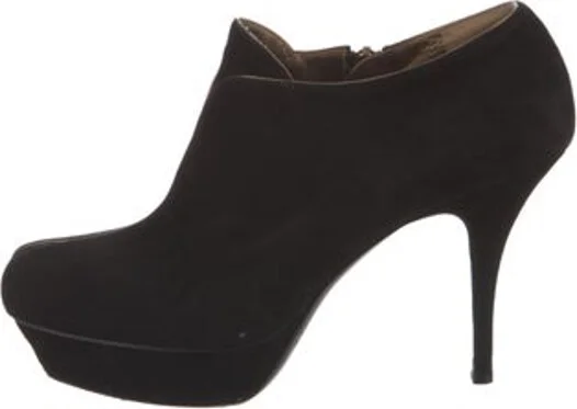 Yves Saint Laurent