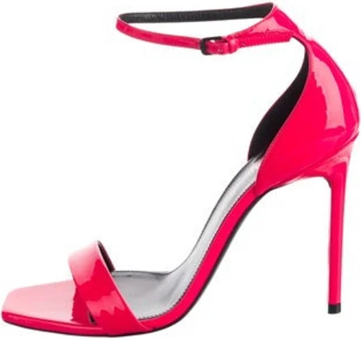 Yves Saint Laurent