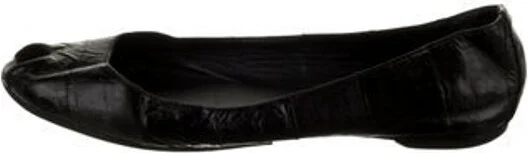 Yves Saint Laurent