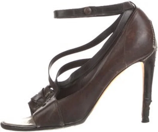 Yves Saint Laurent