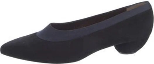 Yves Saint Laurent