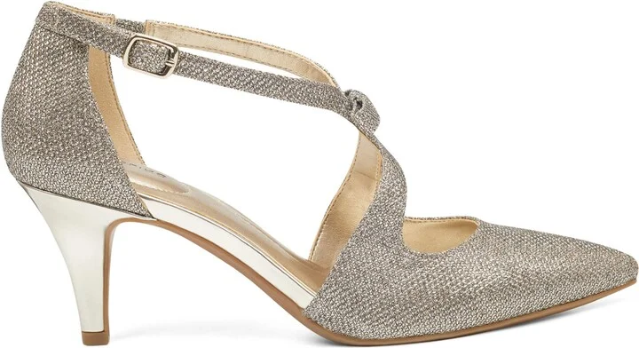 Zeffer Kitten Heel Pump - Image 2