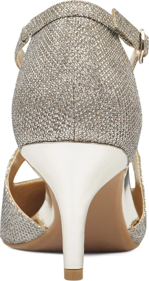 Zeffer Kitten Heel Pump - Image 5