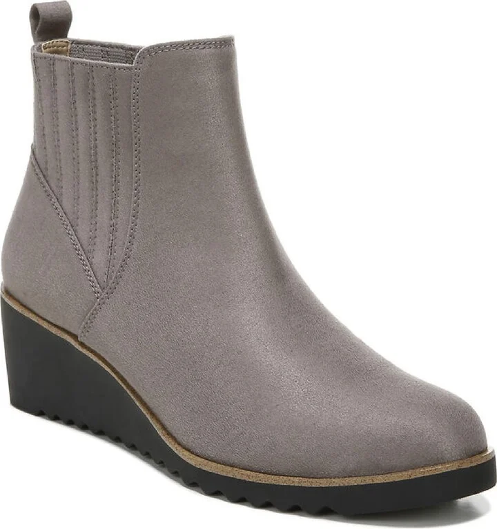 Zenith Womens Cushioned Footbed Faux Suede Ankle Boots