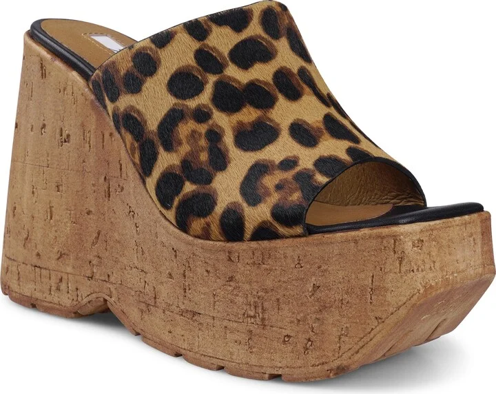 Tan Leopard Print