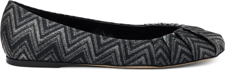 Zigzag-pattern ballerinas