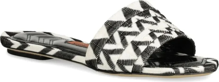 Zigzag-Print Slides - Image 2