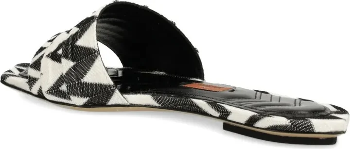 Zigzag-Print Slides - Image 3
