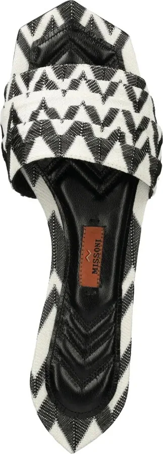Zigzag-Print Slides - Image 4