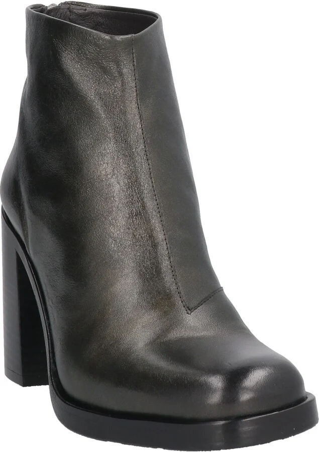 Zinda Woman Ankle boots - Image 4