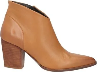 Zinda Woman Ankle boots