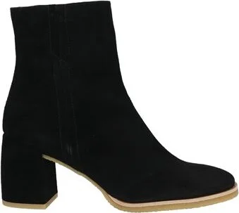 Zinda Woman Ankle boots