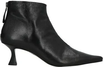 Zinda Woman Ankle boots