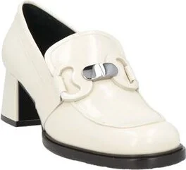 Zinda Woman Loafers - Image 2