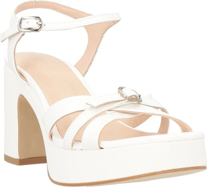 Zinda Woman Sandals - Image 4