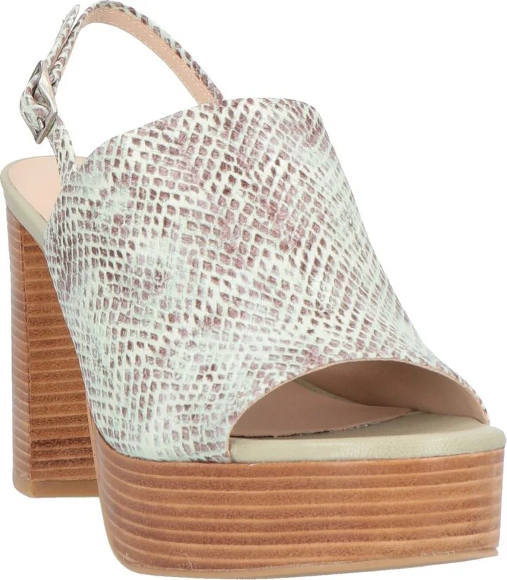 Zinda Woman Sandals - Image 4