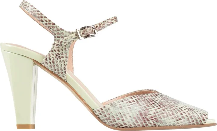 Zinda Woman Sandals - Image 3
