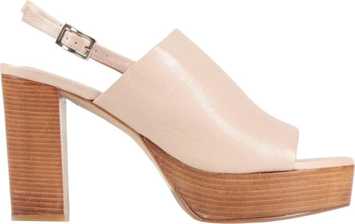 Zinda Woman Sandals - Image 3