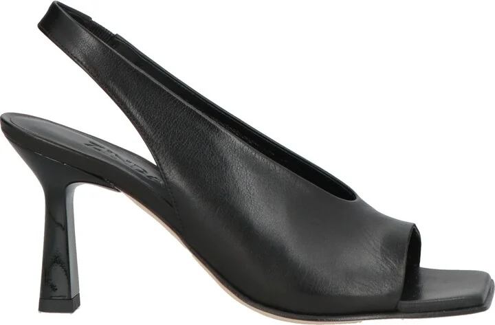 Zinda Woman Sandals - Image 3