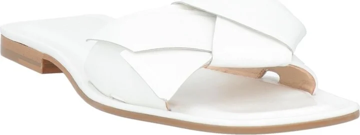 Zinda Woman Sandals - Image 10