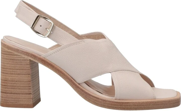 Zinda Woman Sandals - Image 3