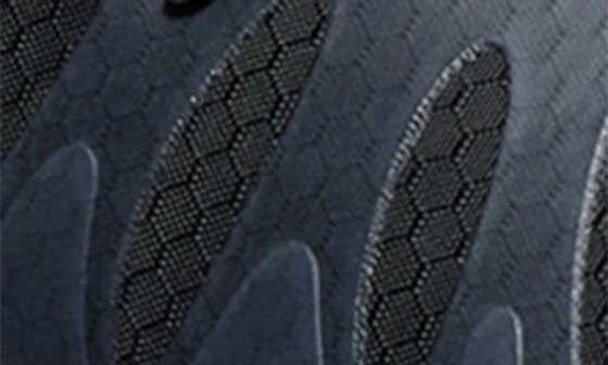 Zionic Waterproof Hiking Boot - Image 7