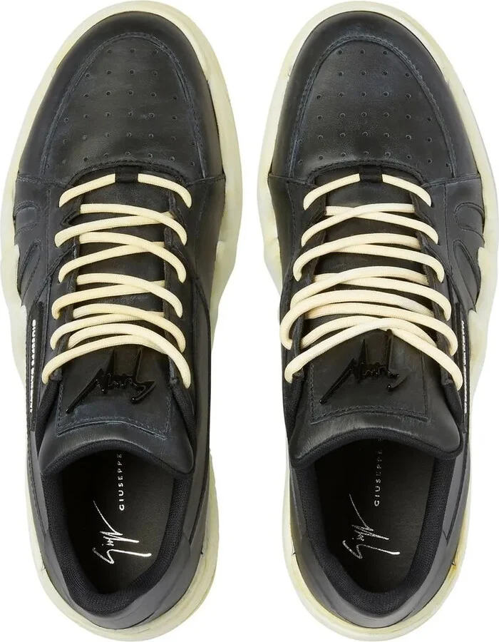 Zip-Details Low-Top Sneakers - Image 4