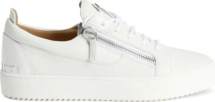 Zip-Details Low-Top Sneakers