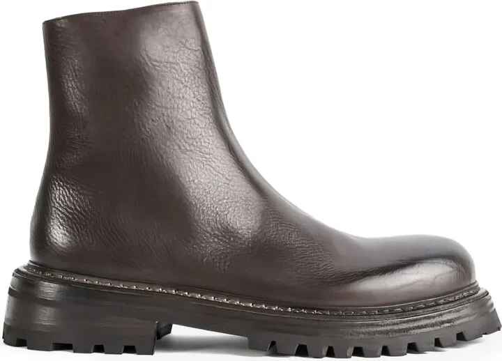 Zip-Fastening Chelsea Boots