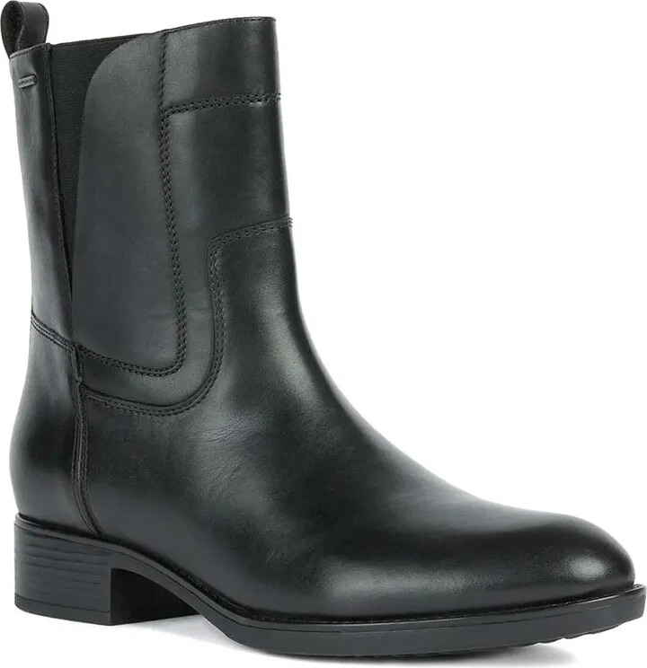 Zip-Fastening Leather Boots