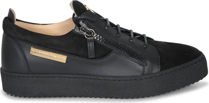 Zip Logo Black-gold Sneakers