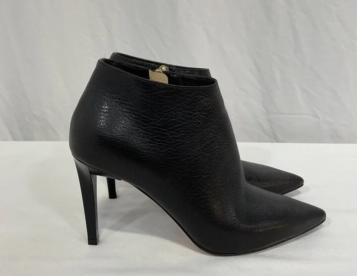 Zipped Pointed Ankle Boots in Black Leather
