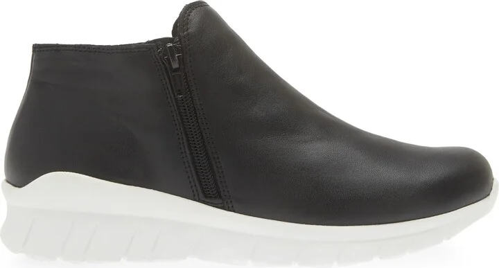 Zodiac Sneaker - Image 3