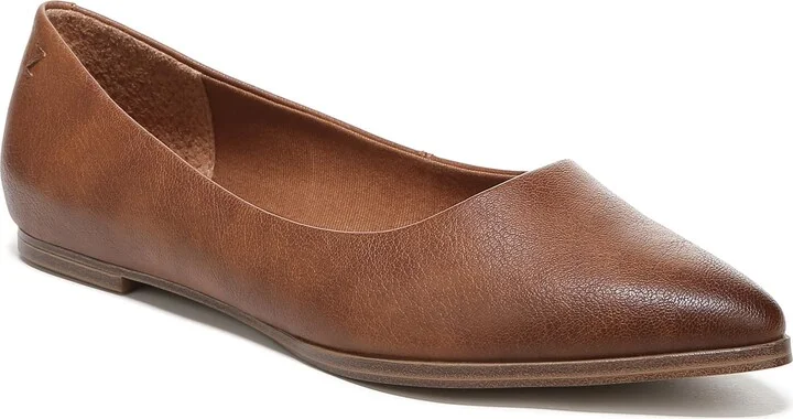 ZODIAC Womens Hall Pointed Toe Flat Cognac Brown 6 M