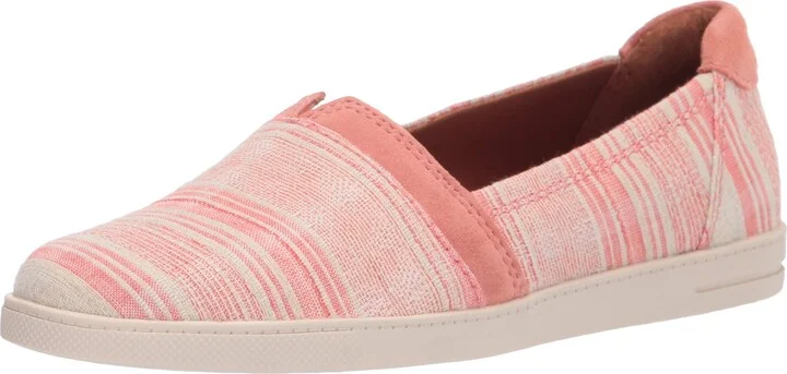 ZODIAC Womens Vane Sneaker Red Multi 5 M