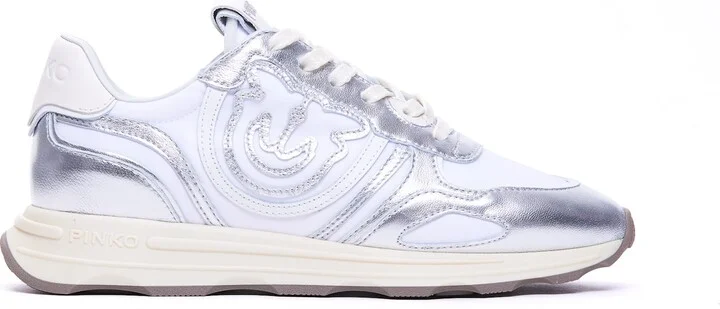 Zoe Sneakers