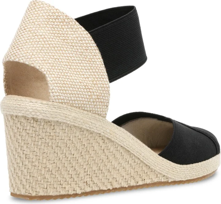 Zoey Wedge Sandal - Image 10