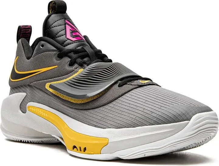 Zoom Freak 3 "Low Battery" sneakers - Image 2