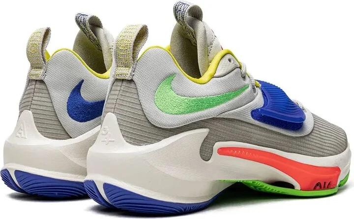 Zoom Freak 3 "Primary Colors" sneakers - Image 3