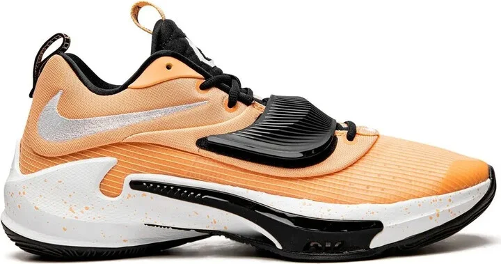 Zoom Freak 3 TB sneakers