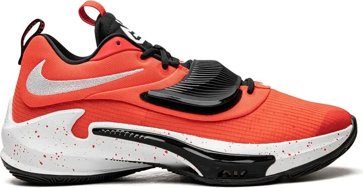 Zoom Freak 3 TB sneakers