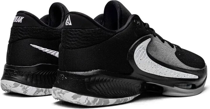 Zoom Freak 4 ''Black/White-Light Smoke Grey'' sneakers - Image 3