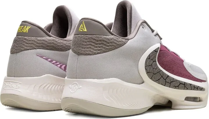 Zoom Freak 4 "Letter Bros" sneakers - Image 3