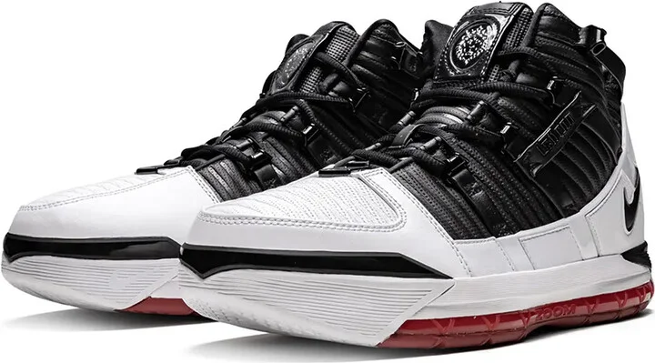 Zoom LeBron III QS "Home Release" sneakers - Image 2