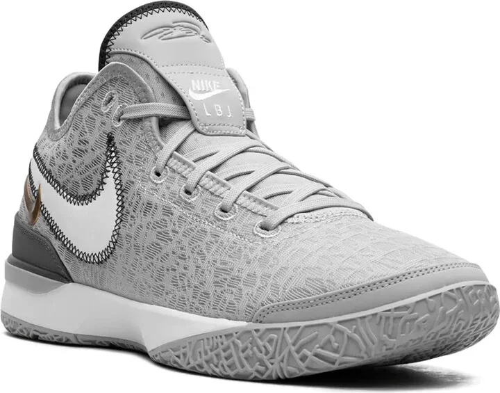 Zoom LeBron NXXT Gen "Wolf Grey Metallic Gold" - Image 2