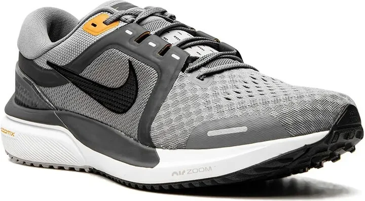 Zoom Vomero 16 low-top sneakers - Image 2