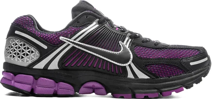 Zoom Vomero 5 "Black Vivid Purple" sneakers