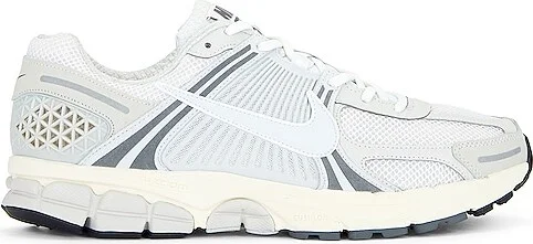 Zoom Vomero 5